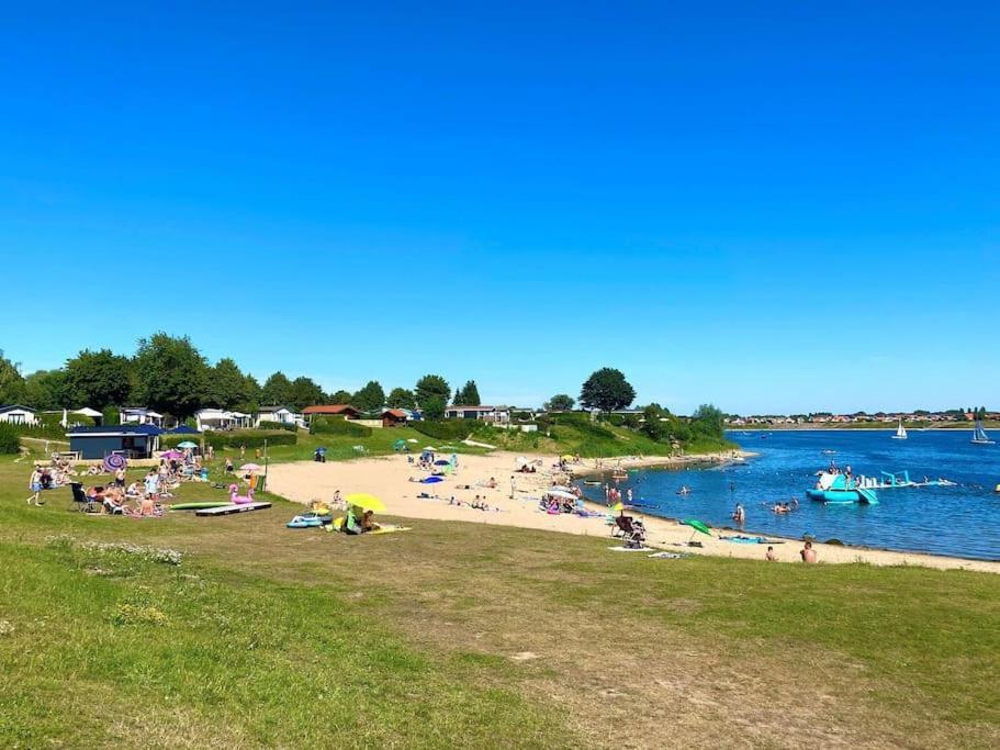 Vakantiehuis Met Vijverzicht Lathum Kültér fotó